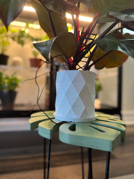 3D Printed Diamond Pattern Planter Pot with Drip Tray