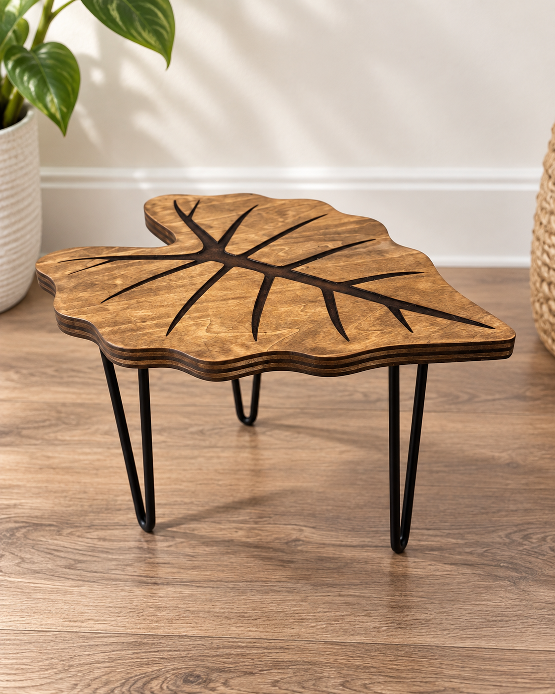 Alocasia Leaf Plant Stand
