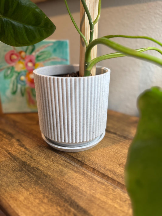 3D Printed Ribbed Planter Pot with Drip Tray